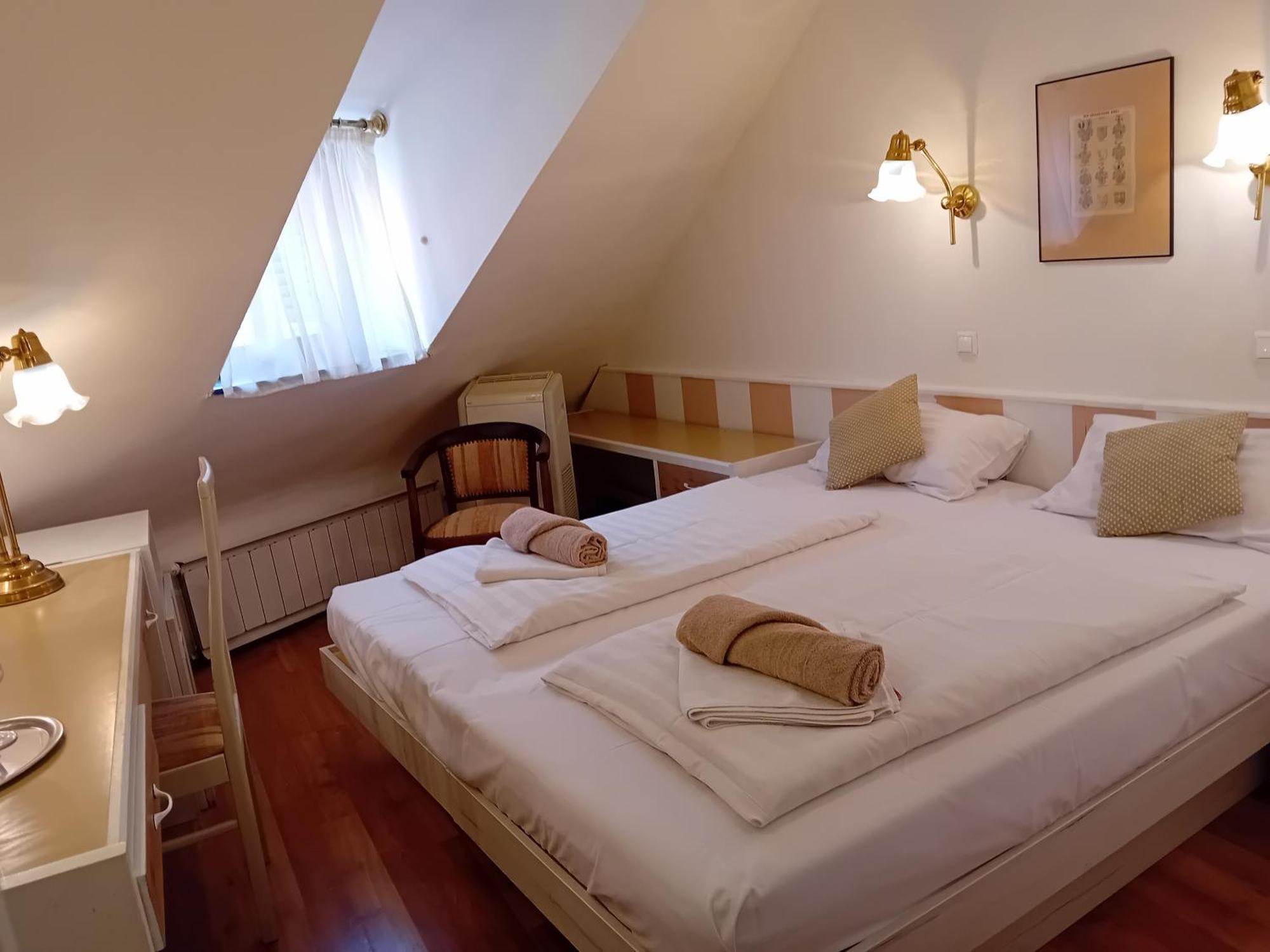 Senator Haz Hotel 3*